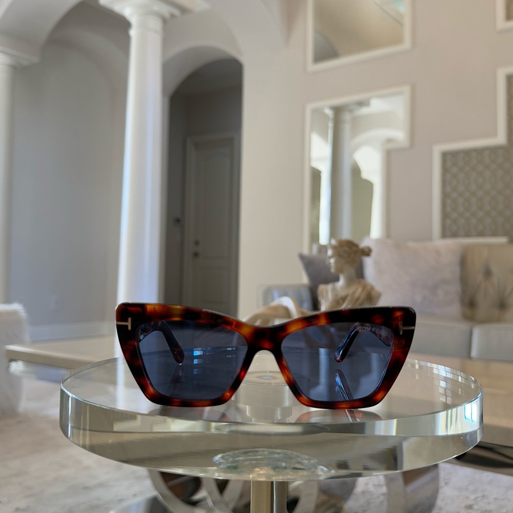 🌟 SOLD 🌟 NWT Tom Ford Sunglasses